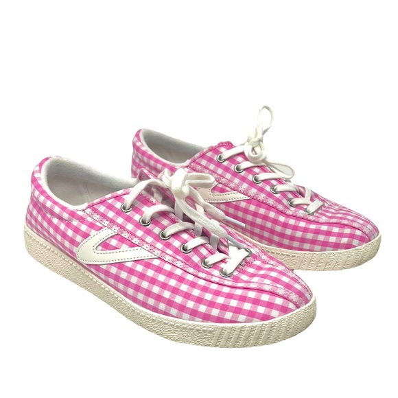 pink gingham tretorns